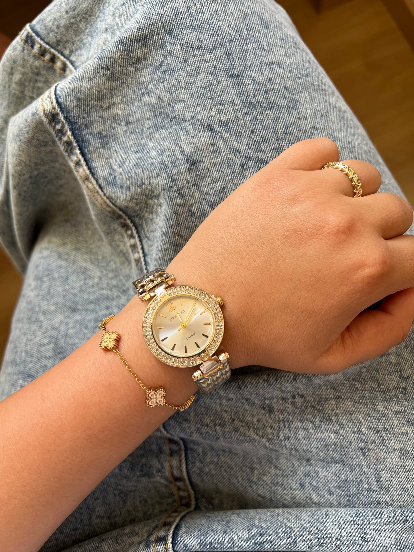 Montre Femme Ronde – Clock Doré